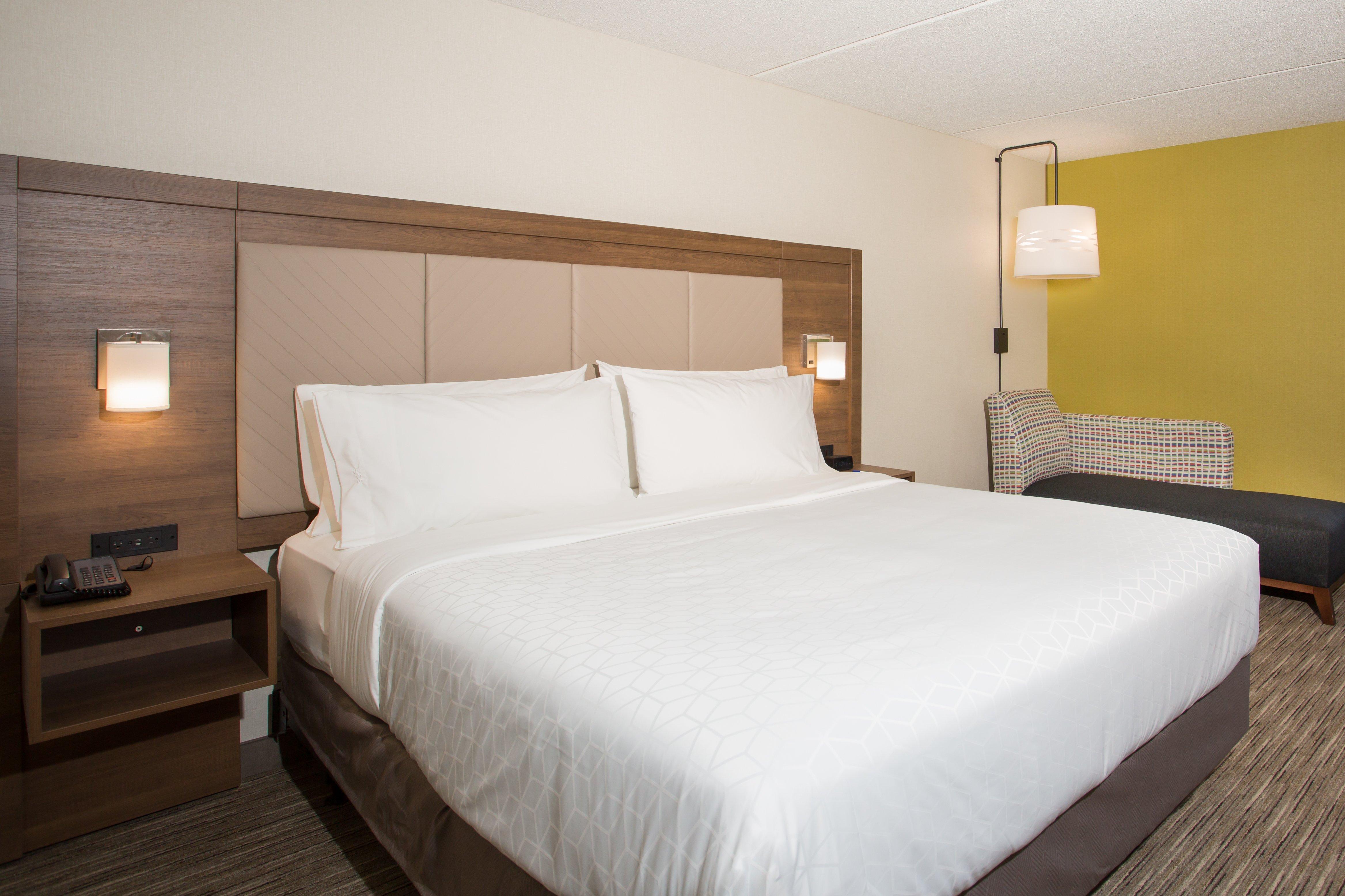 Holiday Inn Express Chelmsford By Ihg Exterior foto
